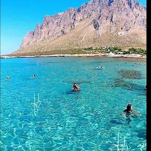 Casa vacanze Sole Di Cofano Vacanze, Custonaci
